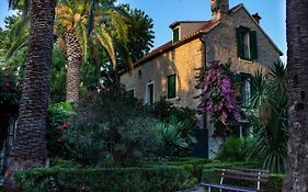 Villa Cindro House